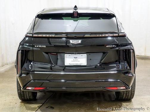 2025 Cadillac LYRIQ Luxury w/1SE