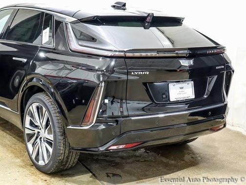 2025 Cadillac LYRIQ Luxury w/1SE