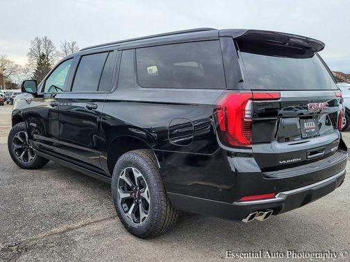 2025 GMC Yukon XL 4WD AT4