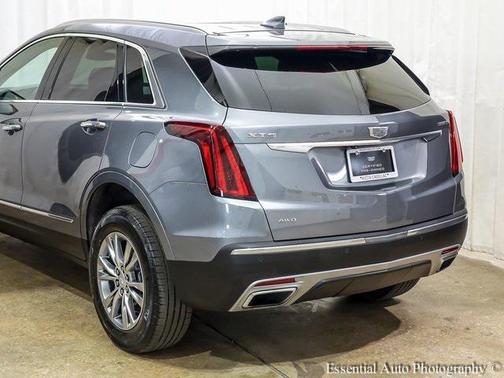 2022 Cadillac XT5 Premium Luxury