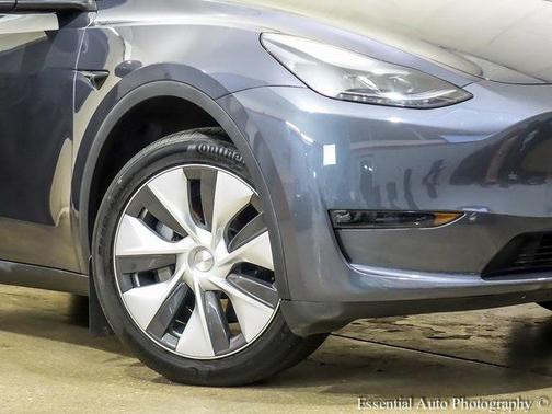2023 Tesla Model Y Long Range Dual Motor All-Wheel Drive