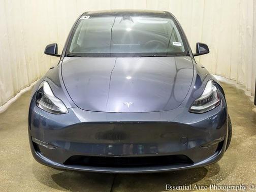 2023 Tesla Model Y Long Range Dual Motor All-Wheel Drive