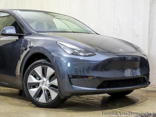 2023 Tesla Model Y Long Range Dual Motor All-Wheel Drive