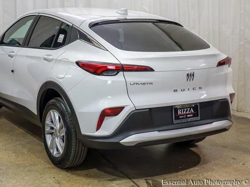 2025 Buick Envista Preferred FWD