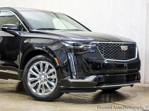 2025 Cadillac XT6 Premium Luxury AWD