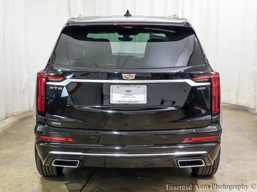 2025 Cadillac XT6 Premium Luxury AWD