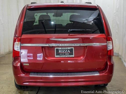 2015 Chrysler Town & Country Touring