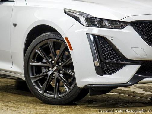 2022 Cadillac CT5 Sport