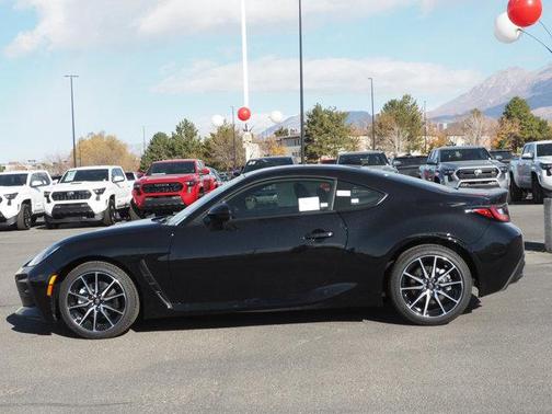 2025 Toyota GR86 Base