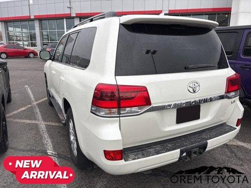 2019 Toyota Land Cruiser Base