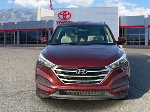 2017 Hyundai TUCSON SE