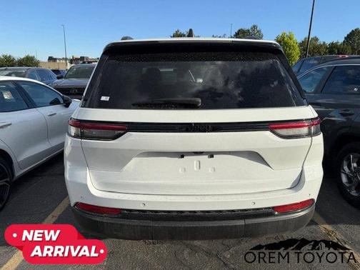 2023 Jeep Grand Cherokee Altitude