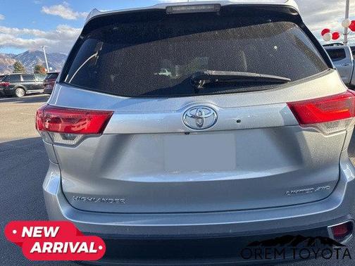 2017 Toyota Highlander Limited