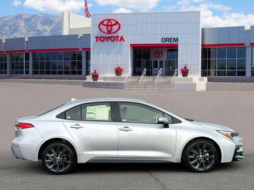 2026 Toyota Corolla Hybrid SE