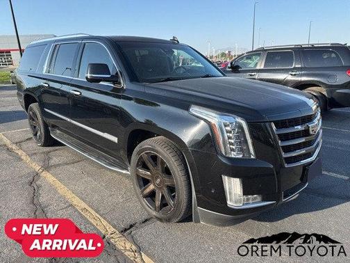 2017 Cadillac Escalade ESV Luxury