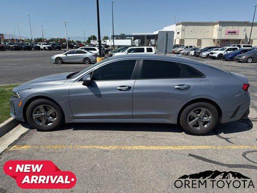 2022 Kia K5 LXS
