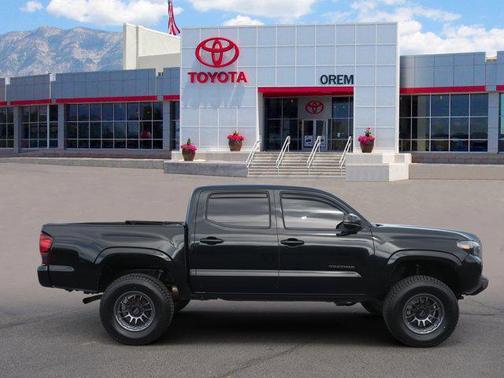 2020 Toyota Tacoma SR