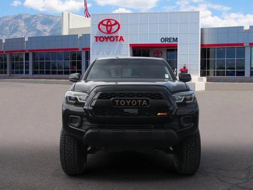 2020 Toyota Tacoma SR
