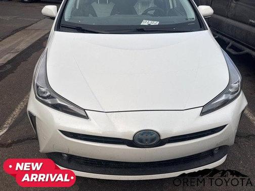 2019 Toyota Prius XLE