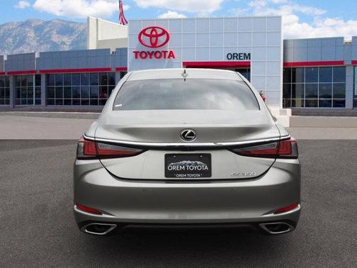 2019 Lexus ES 350 Base