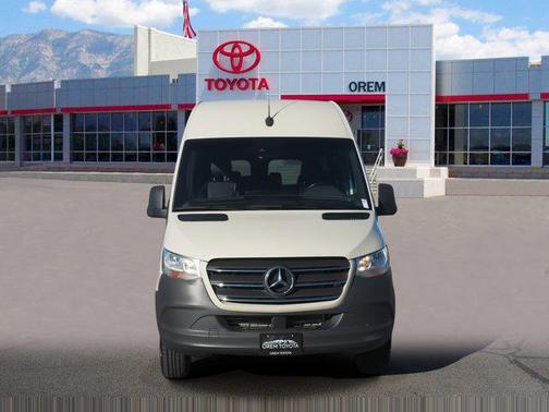 2021 Mercedes-Benz Sprinter 2500 Standard Roof