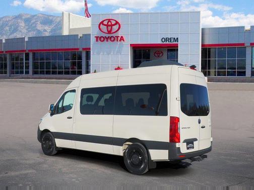 2021 Mercedes-Benz Sprinter 2500 Standard Roof