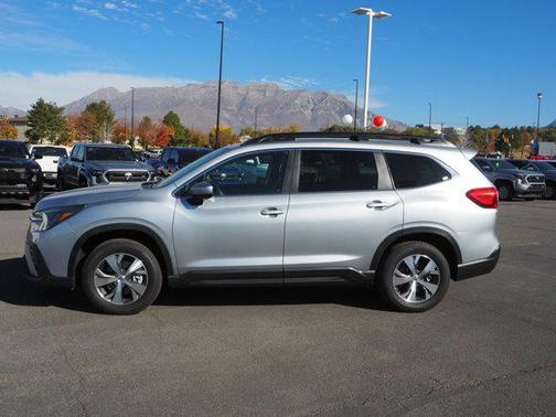 2025 Subaru Ascent Premium 8-Passenger