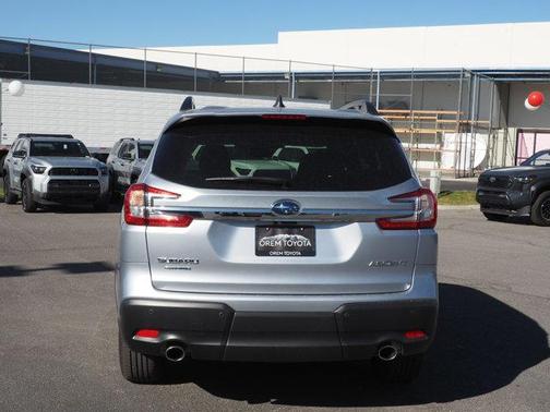 2025 Subaru Ascent Premium 8-Passenger