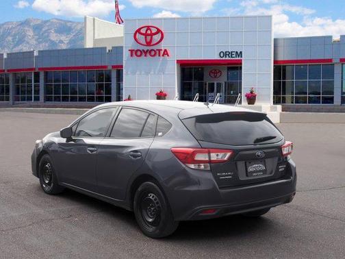 2017 Subaru Impreza 2.0i