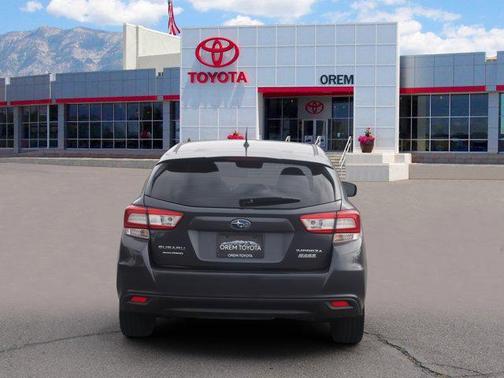 2017 Subaru Impreza 2.0i