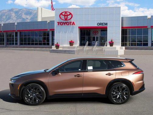 2025 Toyota Crown Signia Limited