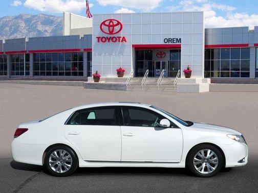 2011 Toyota Avalon Base