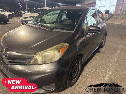 2013 Toyota Yaris LE