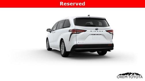 2025 Toyota Sienna LE