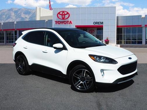 2020 Ford Escape Base