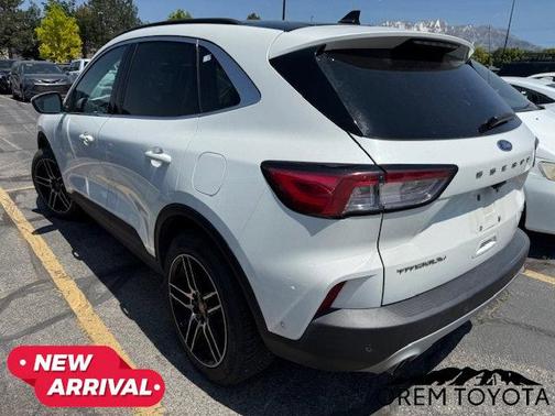 2020 Ford Escape Base