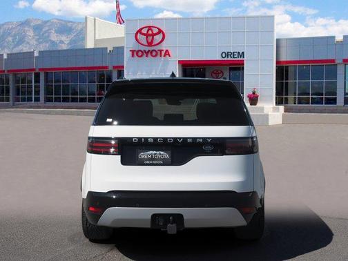 2023 Land Rover Discovery P360 Metropolitan Edition