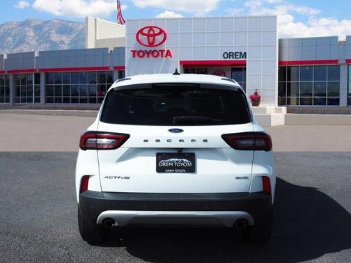2024 Ford Escape Active