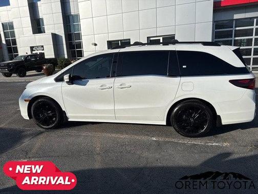 2025 Honda Odyssey Elite