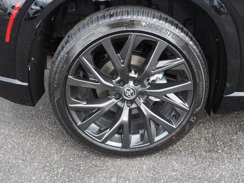 2025 Toyota Crown Signia Limited