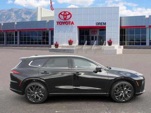 2025 Toyota Crown Signia Limited