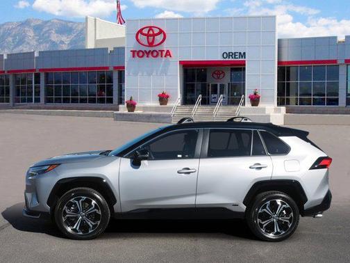 2025 Toyota RAV4 Hybrid SE