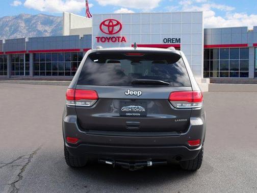 2019 Jeep Grand Cherokee Laredo