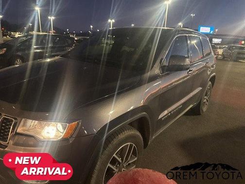 2019 Jeep Grand Cherokee Laredo