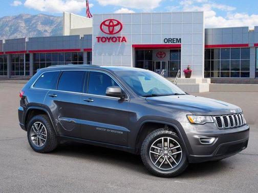 2019 Jeep Grand Cherokee Laredo