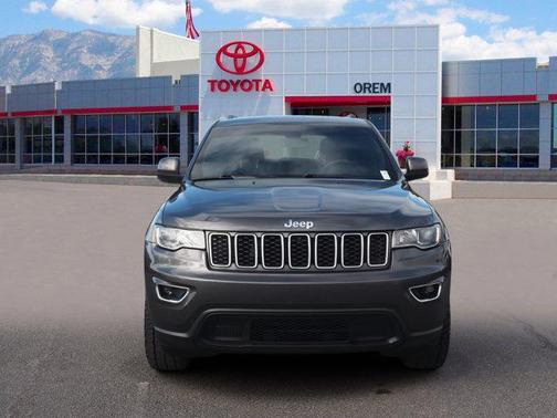 2019 Jeep Grand Cherokee Laredo