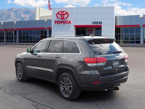 2019 Jeep Grand Cherokee Laredo