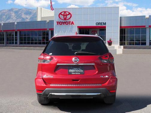 2018 Nissan Rogue SL
