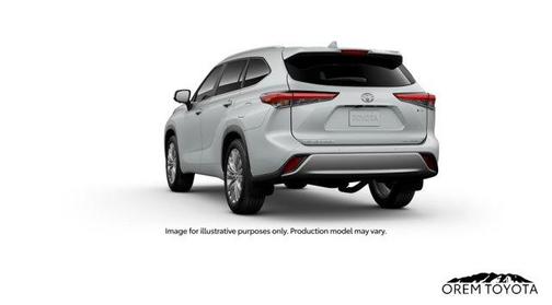 2025 Toyota Highlander Hybrid Platinum