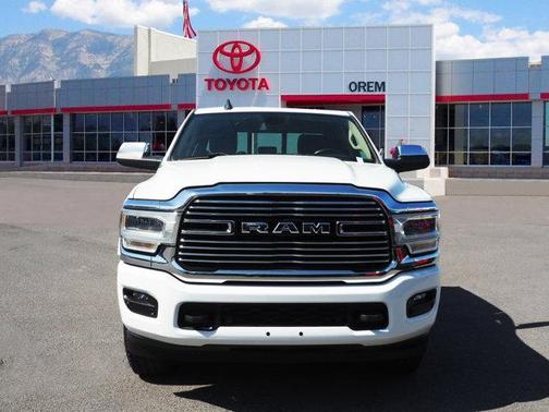 2022 RAM 2500 Laramie Crew Cab 4x4 6'4' Box